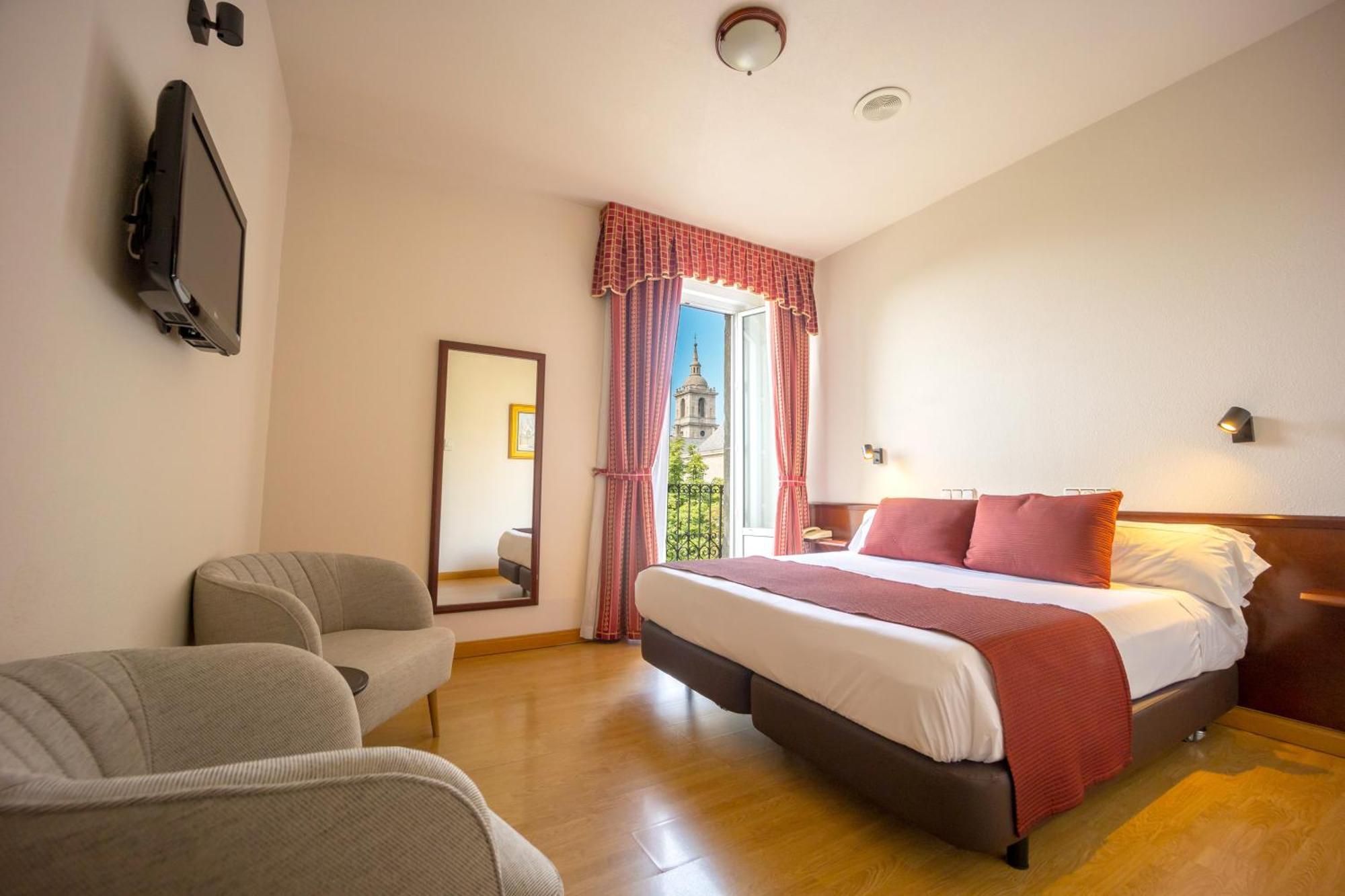 Hotel Florida San Lorenzo de El Escorial Luaran gambar