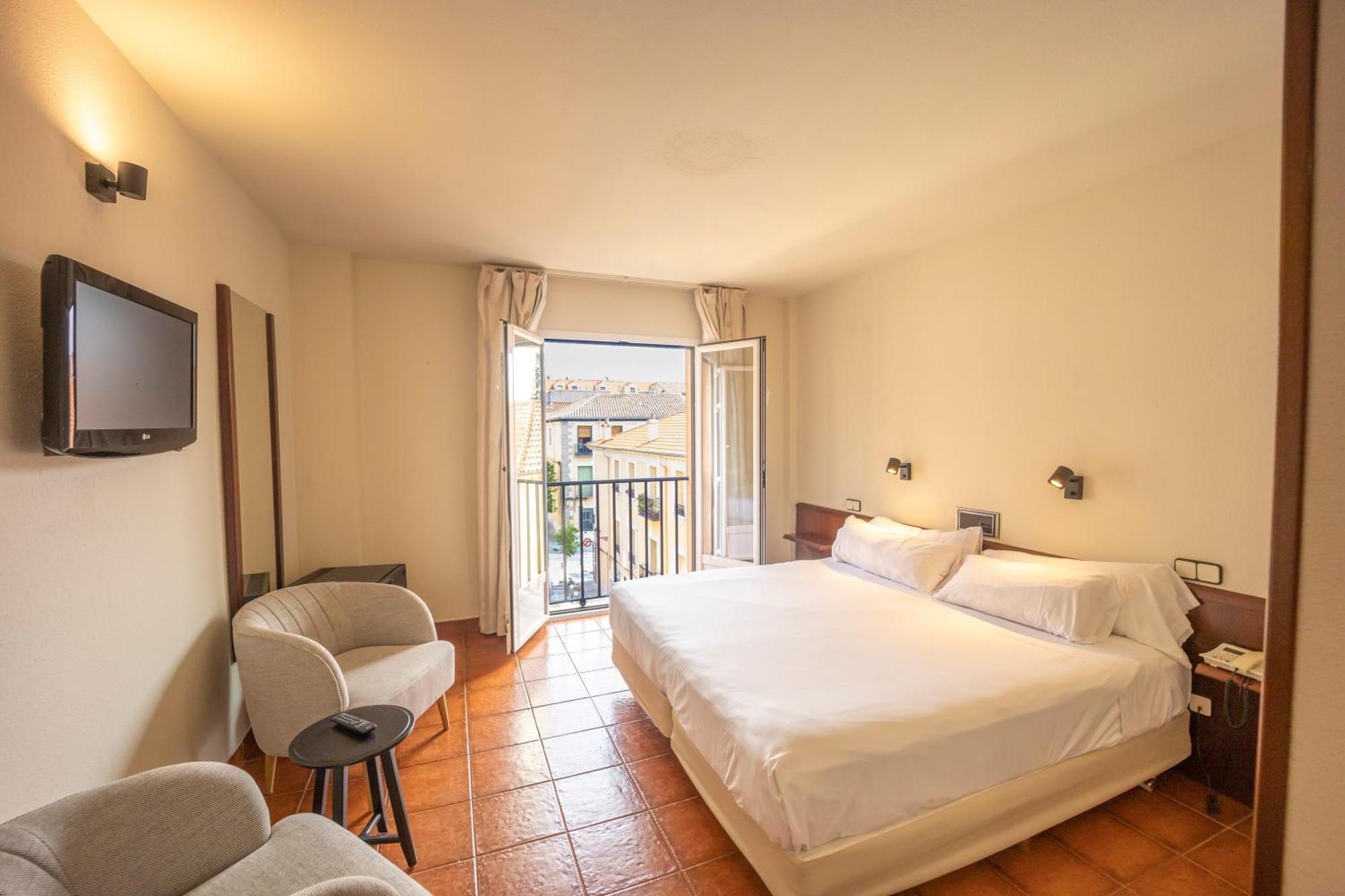Hotel Florida San Lorenzo de El Escorial Luaran gambar